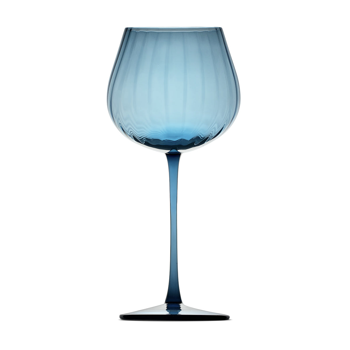 avra-wine-glass-ocean