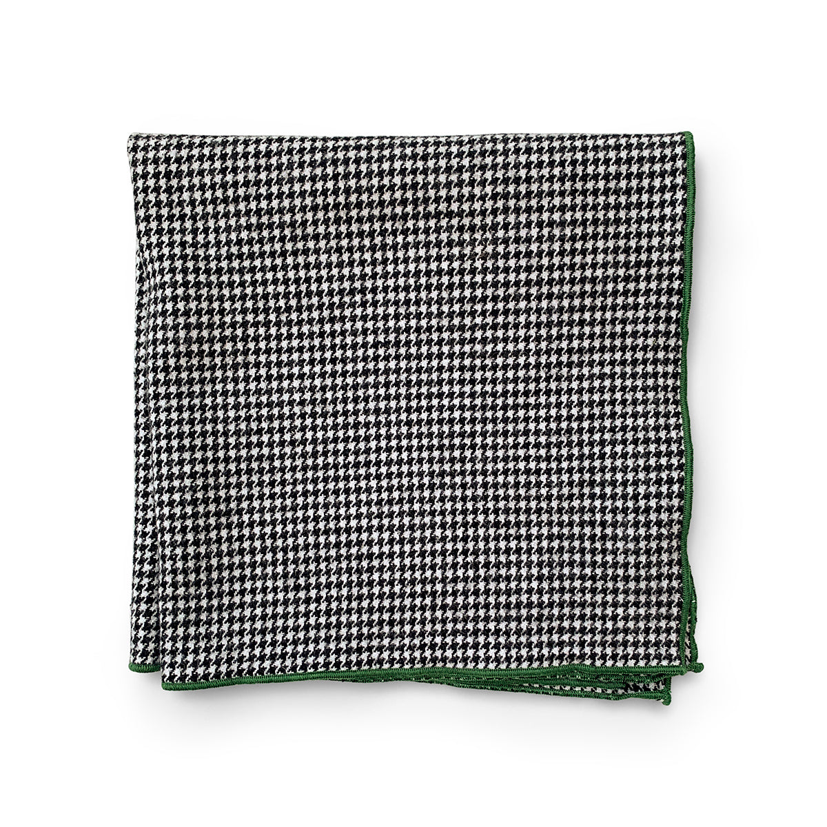 edge-napkin-houndstooth-and-green