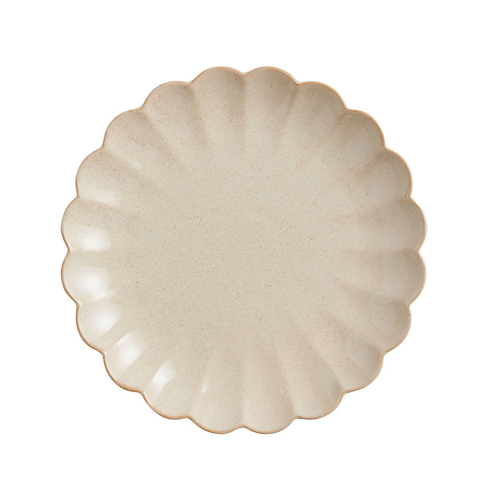 taupe-scalloped-dinner-plate