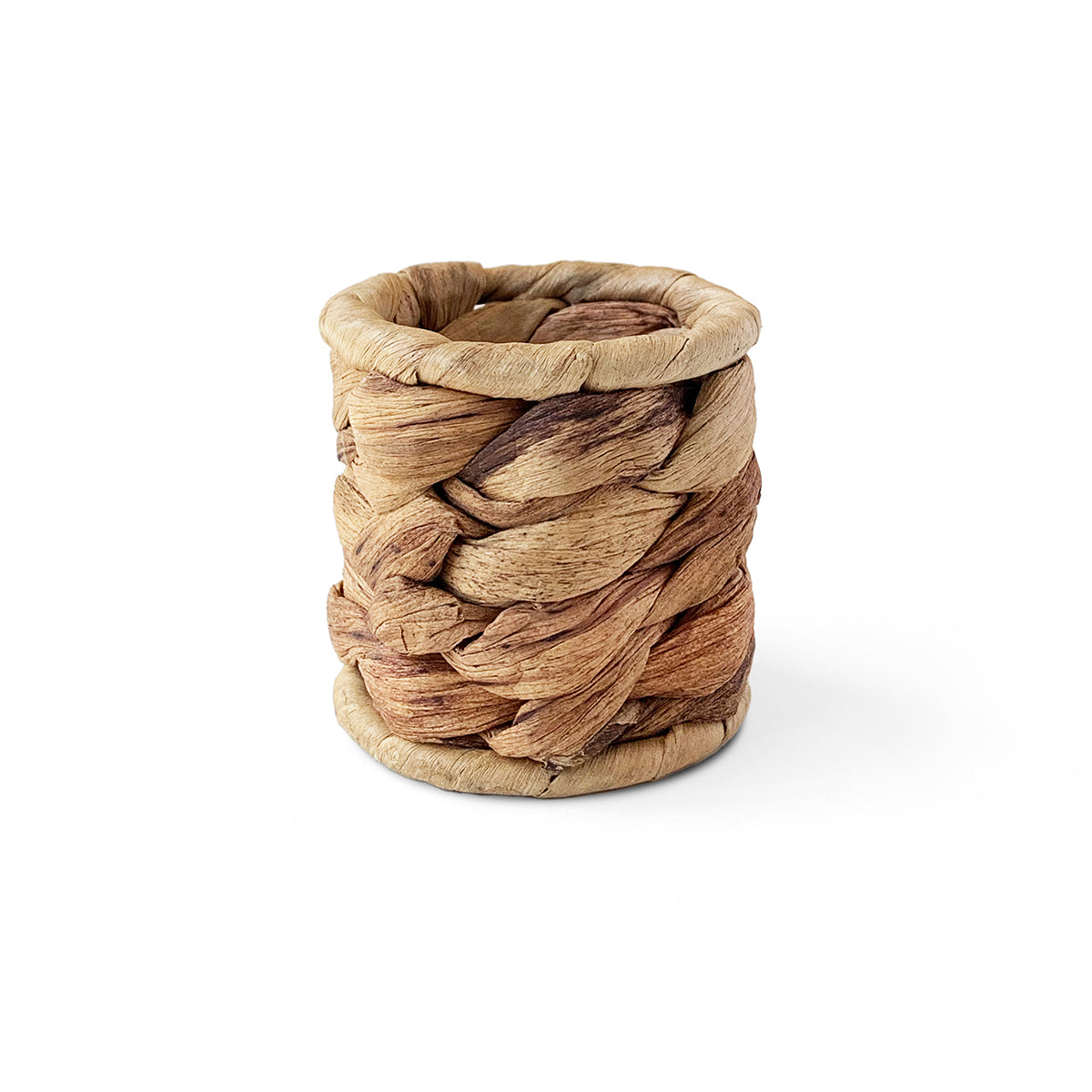 woven-seagrass-napkin-ring